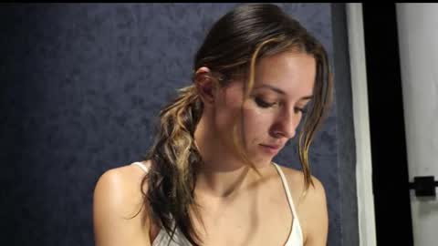 Snapshot of your_little_flexible_girl chatting on November 13, 9:14 pm Meri online show from November 13, 9:14 pm