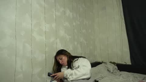 Meri  online show from February 7, 9:40 pm