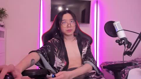 Han   online show from November 28, 10:07 am