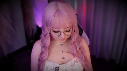Snapshot of your_littlepervert_ chatting on July 18, 5:33 am Cami independent model online show from July 18, 5:33 am