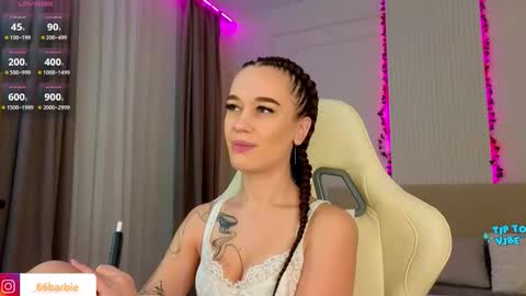 Jessica Loyd online show from February 21, 2:12 am