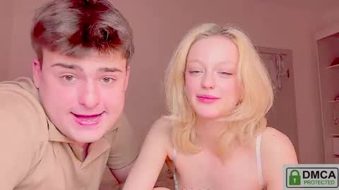 your_molly_mark online show from May 15, 11:45 pm