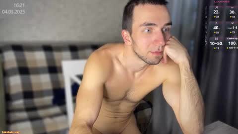 Snapshot of your_new_boyfriend17 chatting on March 4, 2:21 pm Your new boyfriend17 online show from March 4, 2:21 pm