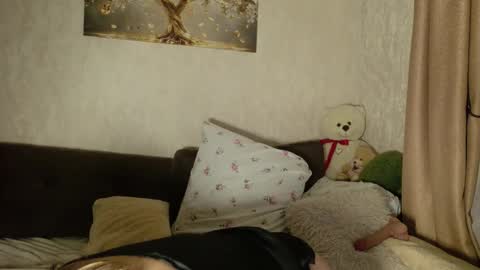 Anna online show from November 10, 3:55 pm