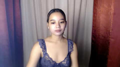 Snapshot of your_pinay_ivy chatting on November 11, 4:23 am your_pinay_ivy online show from November 11, 4:23 am