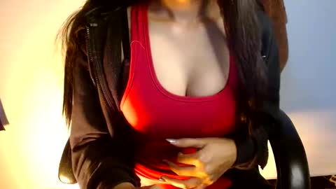 Snapshot of your_priya1 chatting on January 2, 10:16 am Your Priya01 online show from January 2, 10:16 am