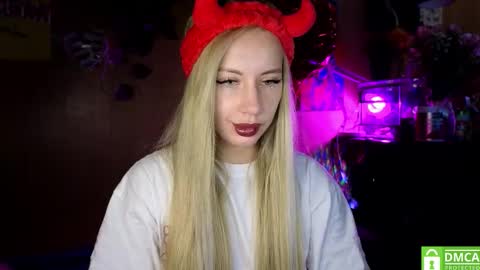 Alice  online show from October 1, 1:33 am