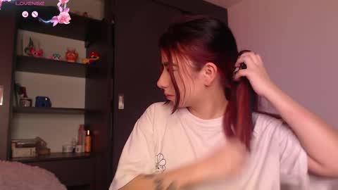 Snapshot of your_rosalie chatting on September 25, 4:49 am your_rosalie online show from September 25, 4:49 am