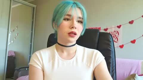 Alice online show from May 24, 11:04 am