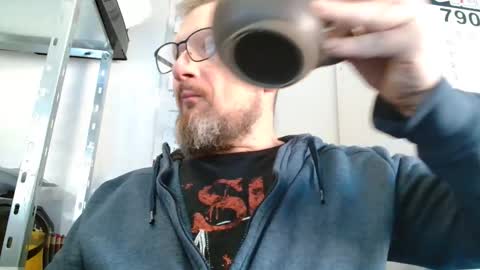 your_tipie online show from November 7, 10:26 am