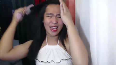 your_twinkletoes18 online show from February 6, 9:23 am