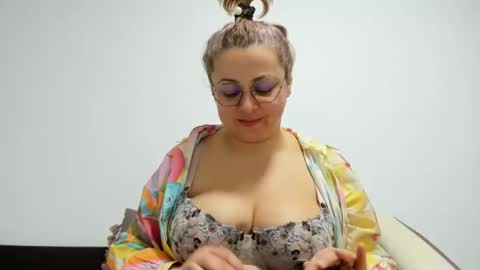 Your Victoria online show from January 9, 11:56 pm