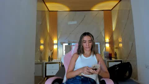 Snapshot of your_whore_salome chatting on February 17, 7:09 pm Salome online show from February 17, 7:09 pm