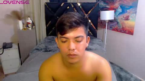 yourasian_bradley online show from October 11, 9:52 am