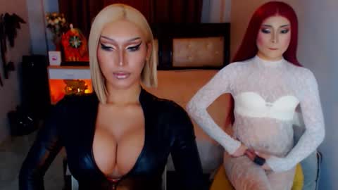 Snapshot of yourasian_cherryfaux chatting on October 9, 2:04 pm alexandria online show from October 9, 2:04 pm