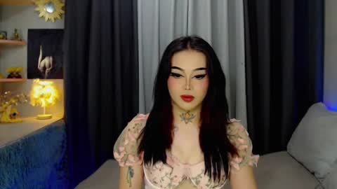 kim online show from February 8, 11:55 am