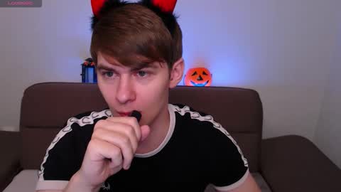 Billy online show from November 1, 1:18 am