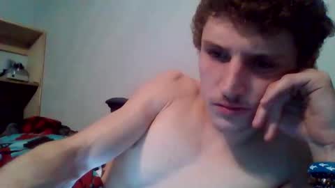 Snapshot of yourbitch1762 chatting on February 9, 5:55 am yourbitch1762 online show from February 9, 5:55 am