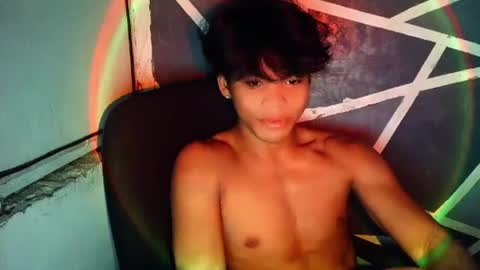 rainy online show from June 25, 10:25 pm