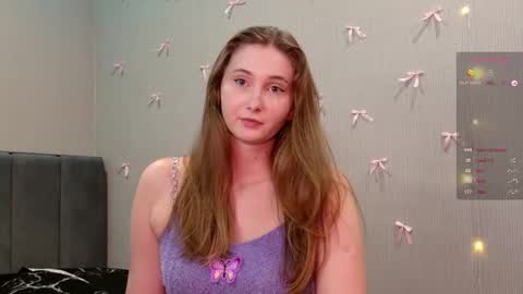 Snapshot of yourcreamyister chatting on February 22, 7:56 pm creamysister online show from February 22, 7:56 pm