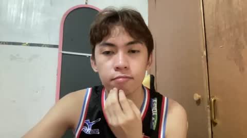 Snapshot of yourcummer_april chatting on June 30, 3:57 pm April online show from June 30, 3:57 pm