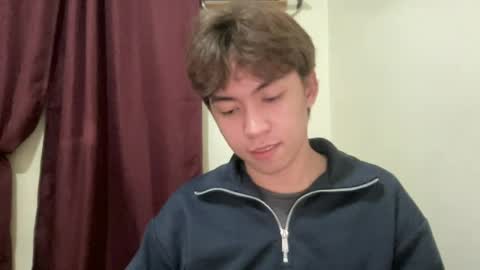 Snapshot of yourcummer_april chatting on July 19, 6:22 pm April online show from July 19, 6:22 pm