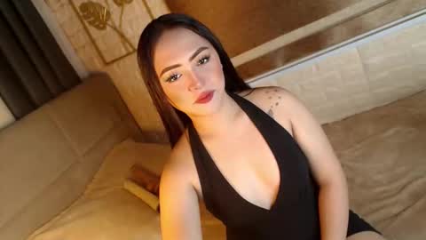 JEN  online show from November 14, 9:41 am