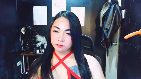 yourdirtygirl_lyla online show from March 1, 8:16 am