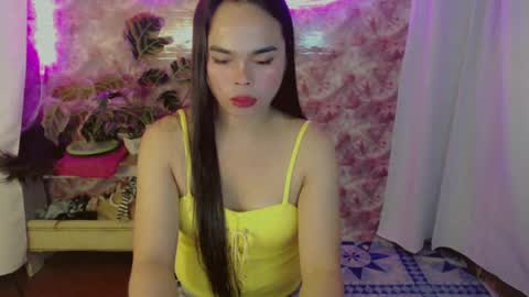 Snapshot of yourdreamgirljenelyn chatting on June 24, 11:53 am Alice online show from June 24, 11:53 am