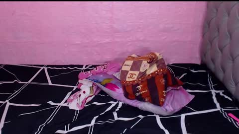 yourdreamisabell online show from February 2, 6:20 pm