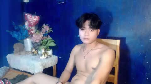 Snapshot of youre_naughtyboy chatting on October 29, 10:11 pm NaughtyBoy online show from October 29, 10:11 pm