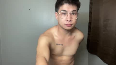 Snapshot of yourfantasyyy_ chatting on March 2, 1:49 pm yourfantasyyy_ online show from March 2, 1:49 pm
