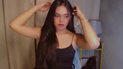 Snapshot of yourfavorateariana chatting on October 30, 1:18 am Sweet Ariana online show from October 30, 1:18 am