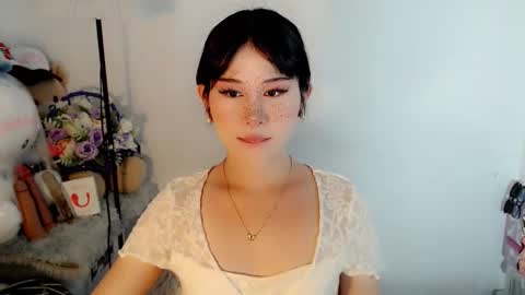 PrettyElla online show from November 16, 2:17 am