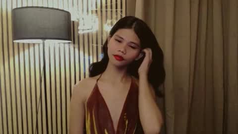 Snapshot of yourfavoratevivian chatting on November 9, 8:51 pm Vivian online show from November 9, 8:51 pm