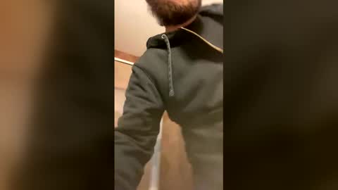 Snapshot of yourfavoritebartender chatting on December 18, 10:32 am Hey Im Justin online show from December 18, 10:32 am