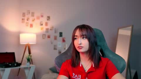 violett online show from September 21, 2:19 pm