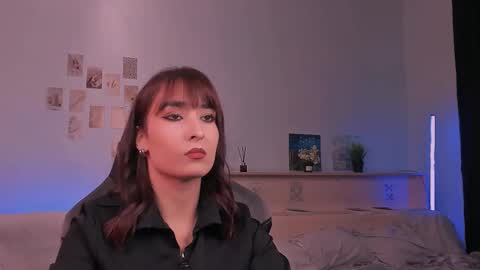 violett online show from October 6, 6:49 pm