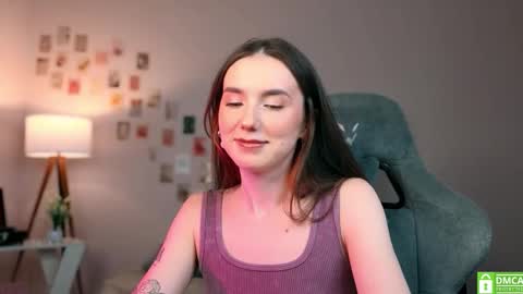 Snapshot of yourfrenchteacher chatting on September 15, 8:53 pm Chloe online show from September 15, 8:53 pm