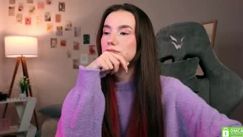 Chloe online show from November 6, 4:46 am