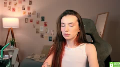 Chloe online show from November 17, 4:51 am