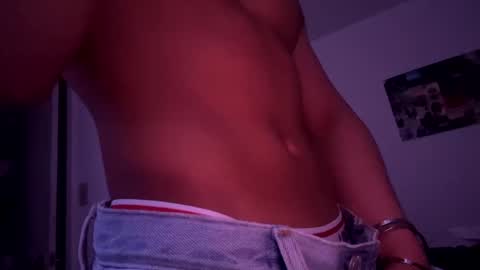 yourguyy21 online show from November 9, 8:12 am