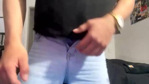 yourguyy21 online show from November 10, 4:00 am