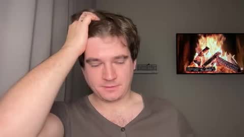 Snapshot of yourhairybuddy chatting on November 9, 8:18 pm Andrey online show from November 9, 8:18 pm