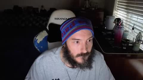 Snapshot of yourhighnessthis9inch chatting on November 21, 7:56 pm Sh online show from November 21, 7:56 pm