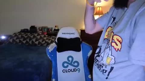 Snapshot of yourhighnessthis9inch chatting on November 22, 8:02 am Sh online show from November 22, 8:02 am