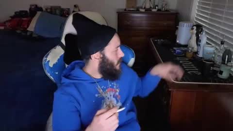 Snapshot of yourhighnessthis9inch chatting on November 25, 8:20 pm Sh online show from November 25, 8:20 pm