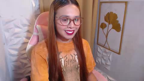 Snapshot of yourhornywife069 chatting on November 10, 7:07 am ANASTASIA STEELE online show from November 10, 7:07 am