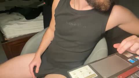 yourhotdude99 online show from February 28, 10:55 pm