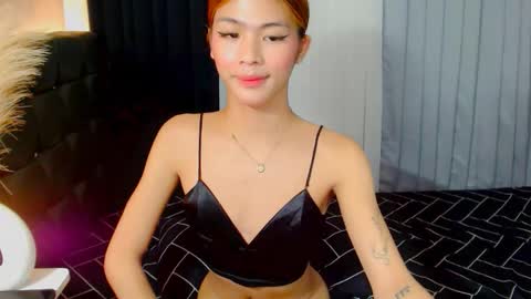 yourlady_francine online show from September 23, 6:00 pm